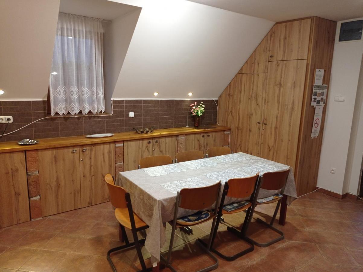 Erdey Apartman Barcs المظهر الخارجي الصورة