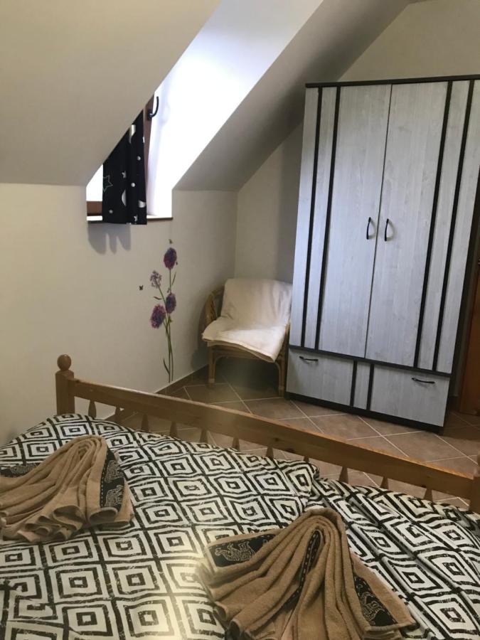 Erdey Apartman Barcs المظهر الخارجي الصورة